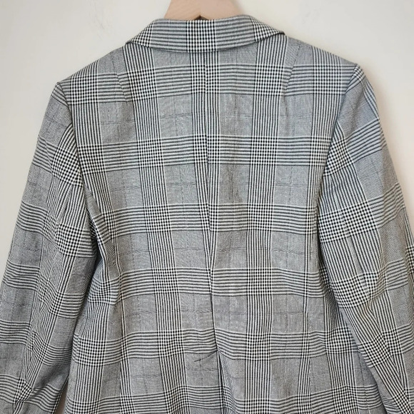 NWT Banana Republic | Classic Fit Machine Wash Single Button Plaid Blazer - Sz 6 - Picture 8 of 14